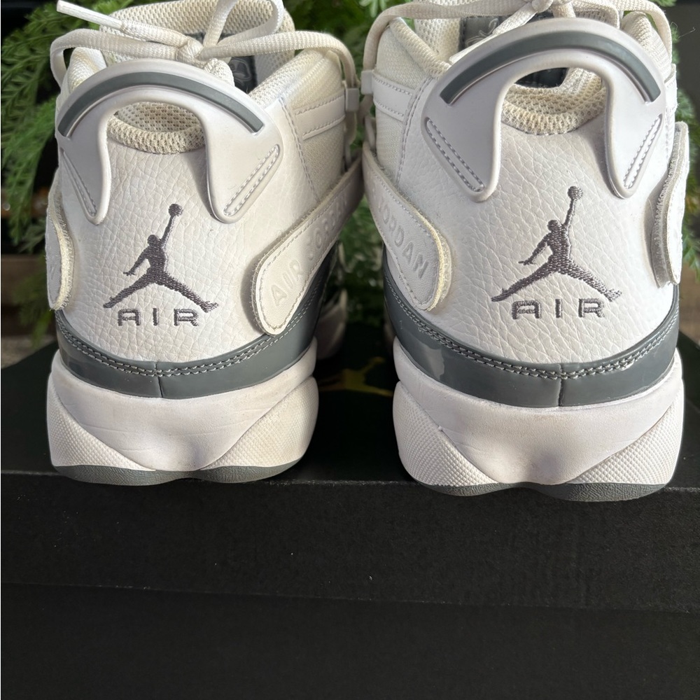 Jordan 6 Rings - Picture 4 of 8